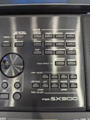 Yamaha - PSRSX900 2