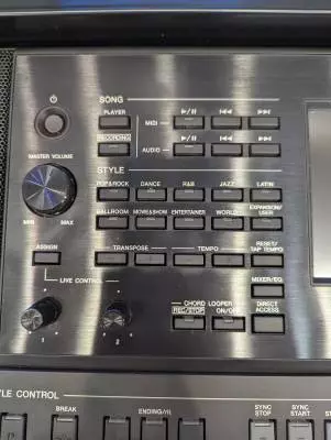 Yamaha - PSRSX900 2