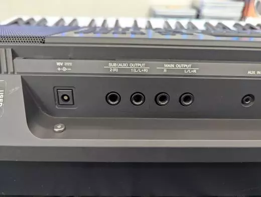 Yamaha - PSRSX900 2