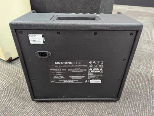 Fender - 231-1100-000 2