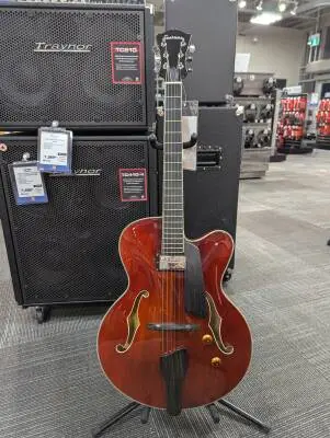 Eastman Guitars - AR503CE