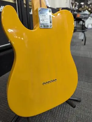 Fender - 014-0552-550 2