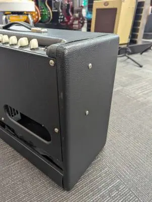Fender - 223-1200-000 2