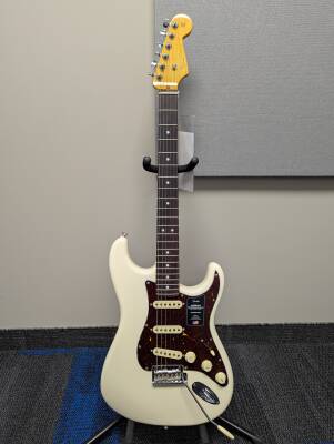 Fender American Professional II Stratocaster, Rosewood Fingerboard