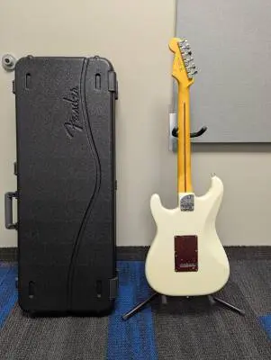 Fender - 011-3900-705 2