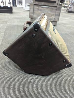 Store Special Product - Traynor - AMSTANDARD