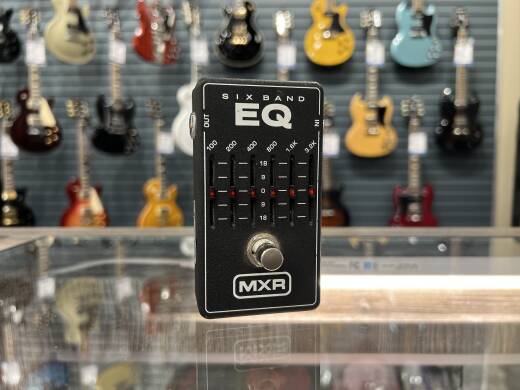 MXR M109S Six Band EQ Pedal | Long & McQuade