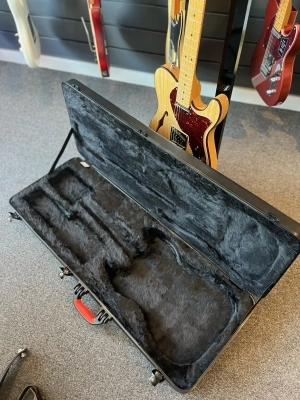 Fender - 011-4312-721 8