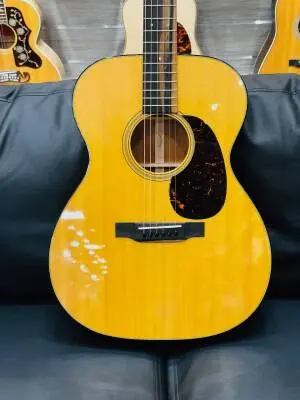 Martin Guitars - 000-18 2014 2
