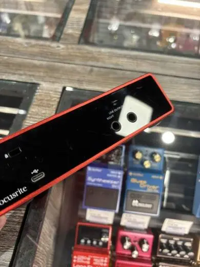 Focusrite - SCARLETT2I2MK3 2