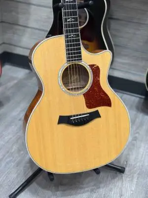 Taylor Guitars - 614CE