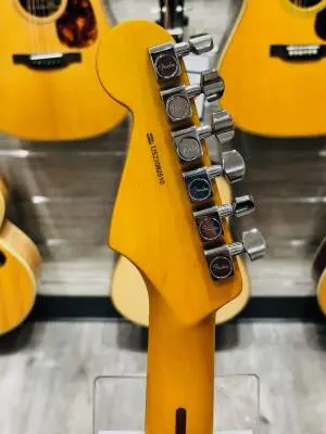 Fender - 011-3900-803 2