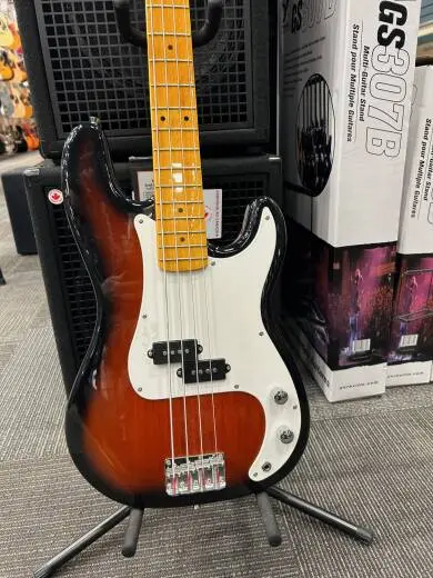 Jay turser P Bass 2