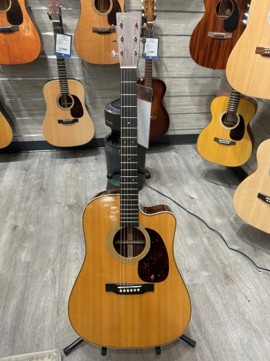 Martin HD-28 cutaway