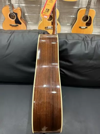 Martin HD-28 cutaway 7
