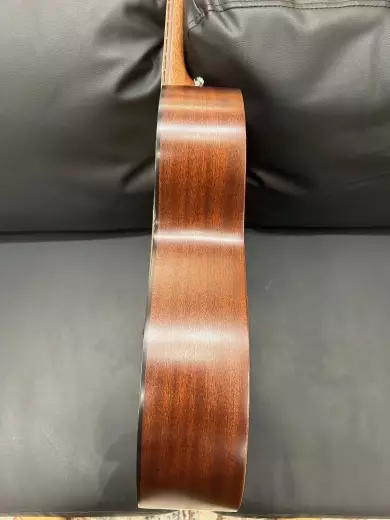 Martin Guitars - 00-10E SPECIAL 5