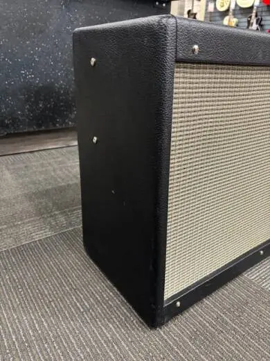 Fender - 223-1200-000 2