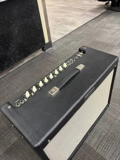 Fender - 223-1200-000 2