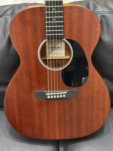 Martin Guitars - 000-10E SAPELE 2
