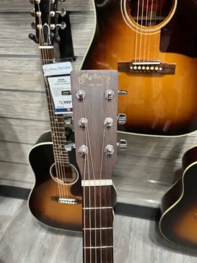 Martin Guitars - OMC-10E SPECIAL 2