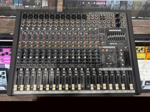 Mackie CFX16