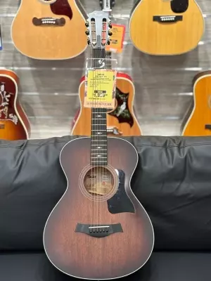 Taylor Guitars - 322E 12FRT VCL 2