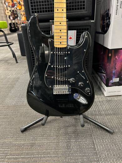 Squier Vintage Modified '70s Stratocaster - Black