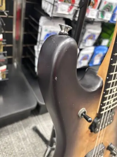 EVH - 510-8002-557 2