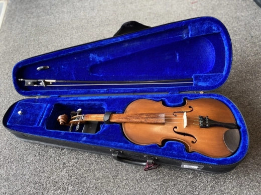 No name Violin