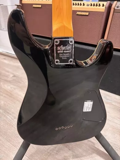 SCHECTER OMEN-6 LEFTY 2