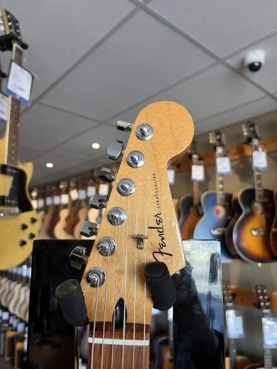 Fender - 014-7323-330 2