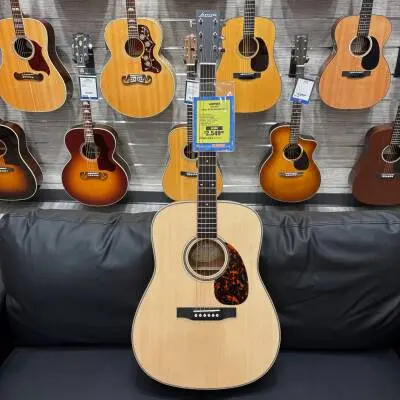 Store Special Product - Larrivee - D40 MH