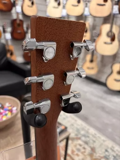 Martin Guitars - DR S2 5