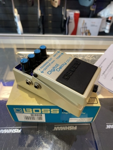 BOSS DD-5
