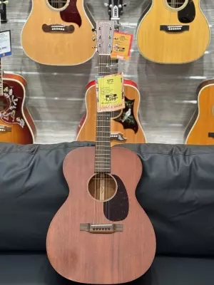 Martin Guitars - 000-15M 2