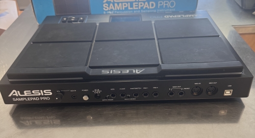 Alesis SamplePad Pro 8-Pad Percussion And Sample-Triggering Alesis SamplePad Pro 8-Pad Percussion And Sample-Triggering