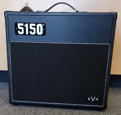 EVH -5150 ICONIC 15W 1X10 BLACK