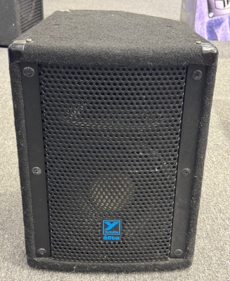 Yorkville - Elite Series Powered Speaker - 10 inch Woofer- 325 Watts