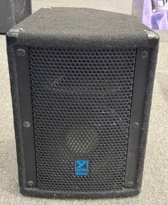Yorkville - Elite Series Powered Speaker - 10 inch Woofer- 325 Watts