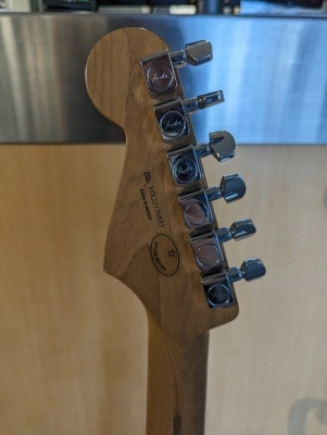 Fender Player Strat - Shell Pink 2