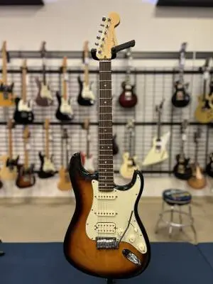 Fender Deluxe Stratocaster 2