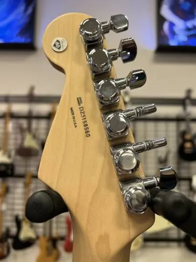 Fender Deluxe Stratocaster 2