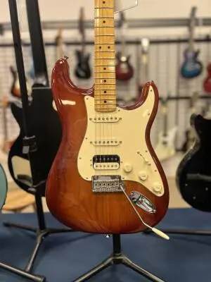 Fender - 011-3912-747