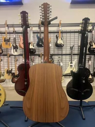 Taylor Guitars - 150E W 2