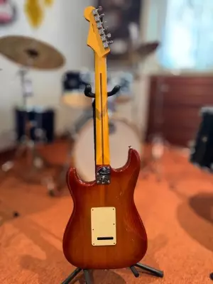 Fender - 011-3912-747 3