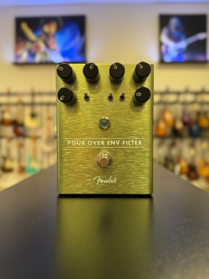 Fender Pour Over Envelope Filter | Long & McQuade