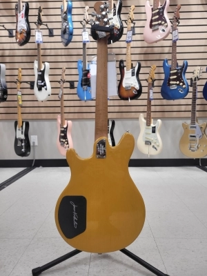 Ernie Ball Music Man - 574-CRM-RD-03 2
