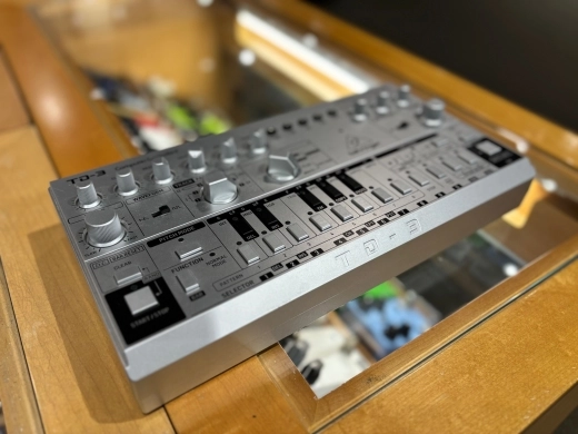 Behringer - TD-3-SR 3
