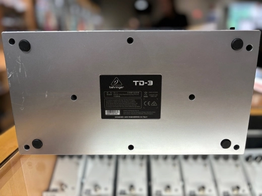 Behringer - TD-3-SR 6