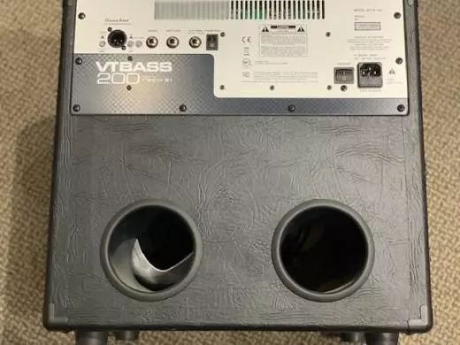 Tech 21 - VTB-200 2